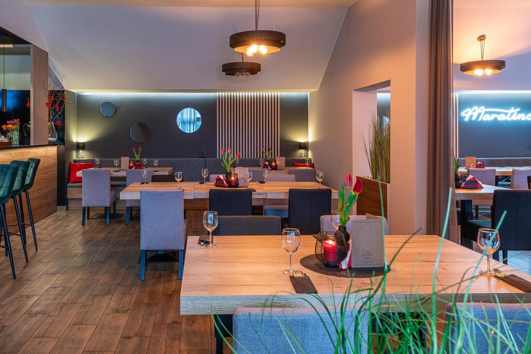Hotel Maraton Szamotuły Kültér fotó