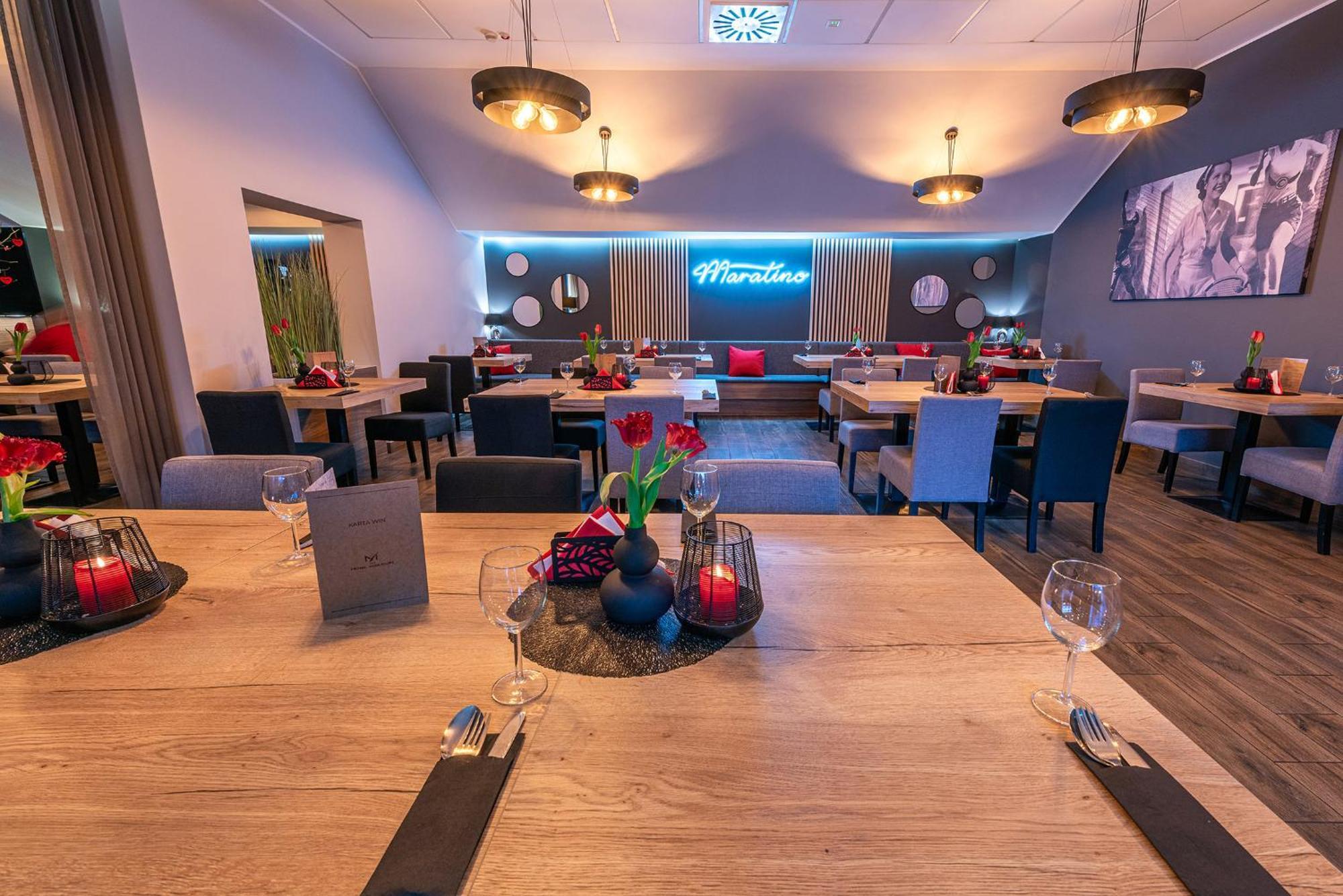 Hotel Maraton Szamotuły Kültér fotó